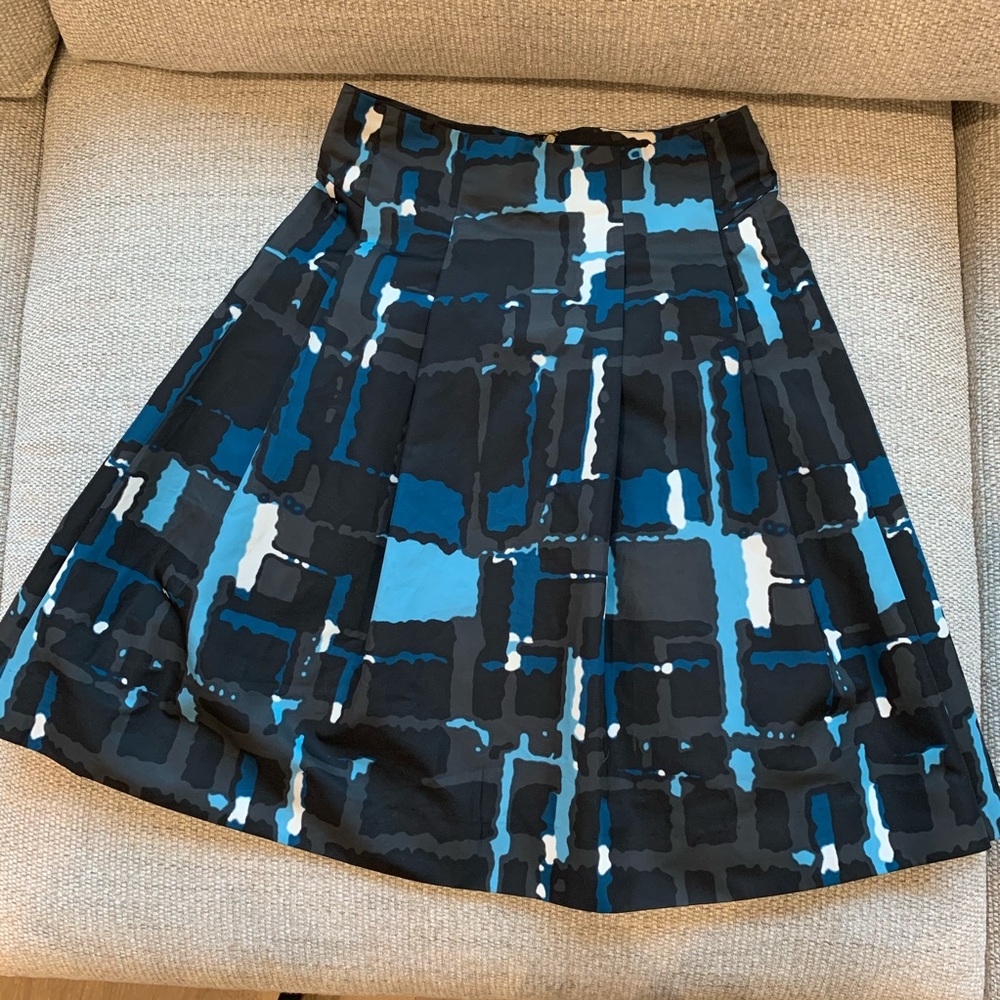 Full skirt